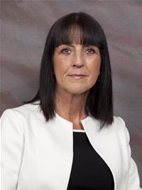 Profile image for Councillor Lynn Worrall